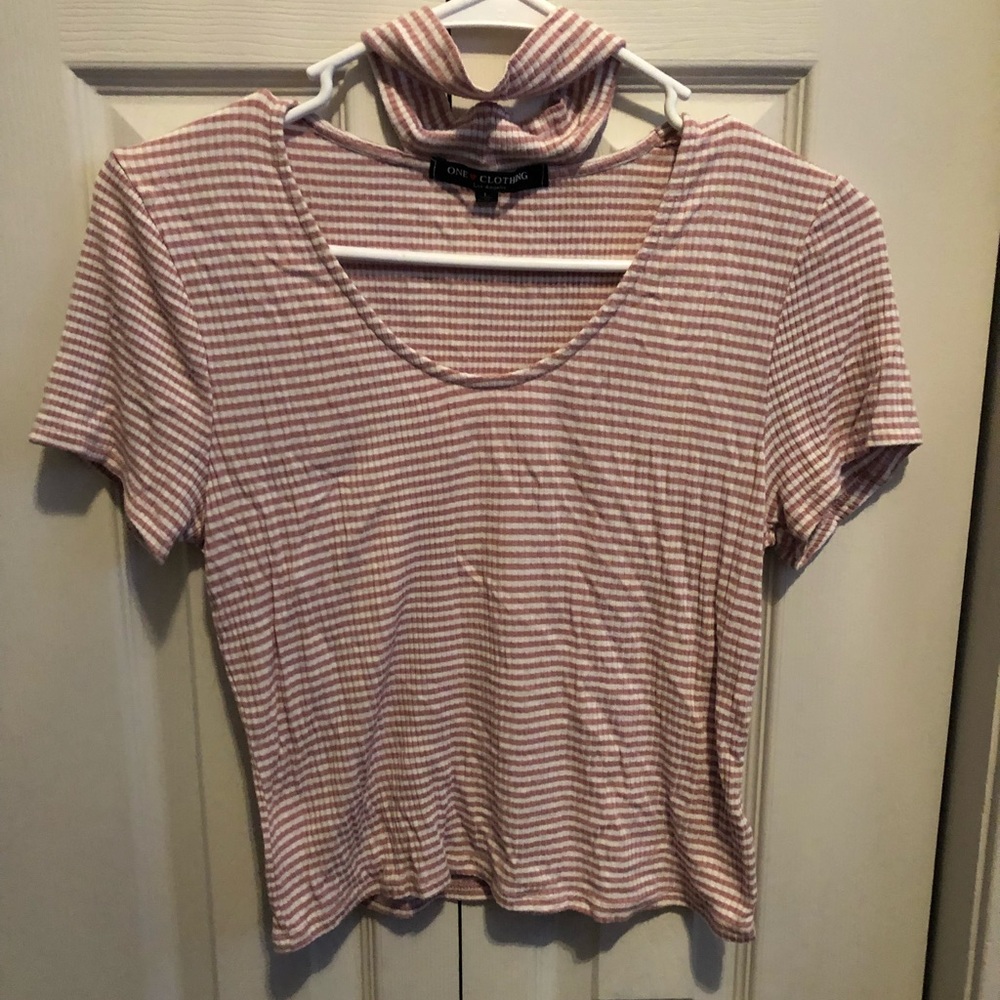 Cropped top with collar